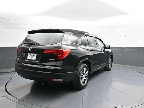 BLACK 2017 Honda Pilot EX-L