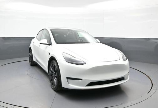 Pearl White Multi-Coat 2023 Tesla Model Y Performance Dual Motor All-Wheel Drive