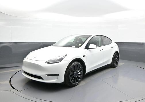 Pearl White Multi-Coat 2023 Tesla Model Y Performance Dual Motor All-Wheel Drive