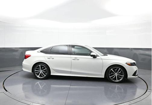 2022 Honda Civic Touring