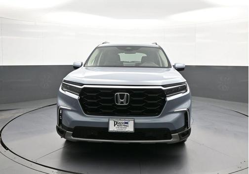 2023 Honda Pilot Touring 8-Passenger