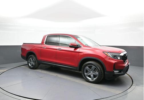 Radiant Red Metallic II 2023 Honda Ridgeline RTL-E