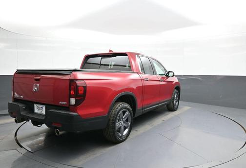Radiant Red Metallic II 2023 Honda Ridgeline RTL-E