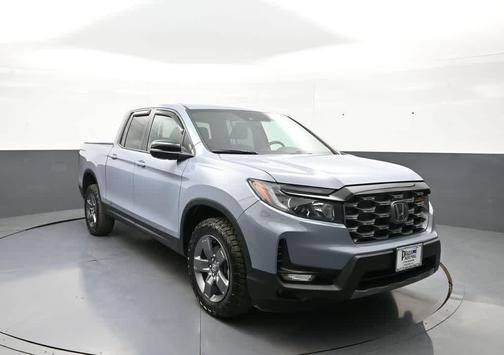 Sonic Gray Pearl 2024 Honda Ridgeline TrailSport