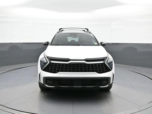 Glacial White Pearl 2024 Kia Sportage S