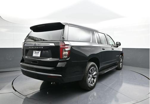 2024 Chevrolet Suburban LS