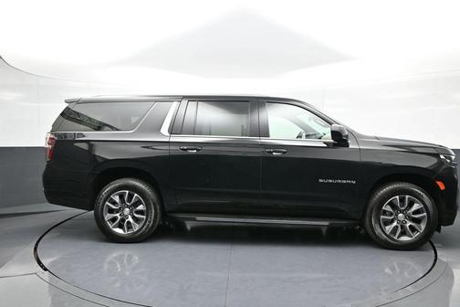 2024 Chevrolet Suburban LS