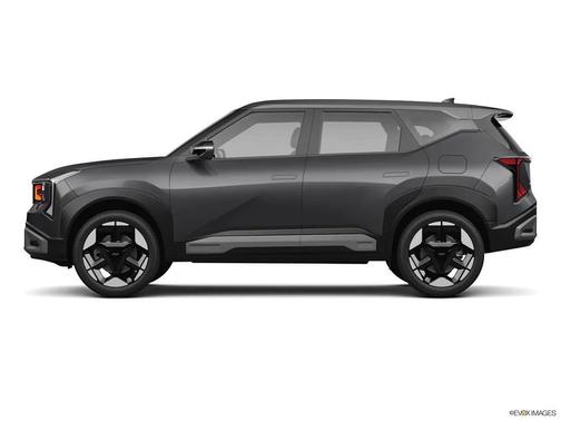 Interstellar Gray 2027 Kia Seltos S