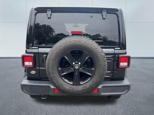 2021 Jeep Wrangler Unlimited Sahara Altitude