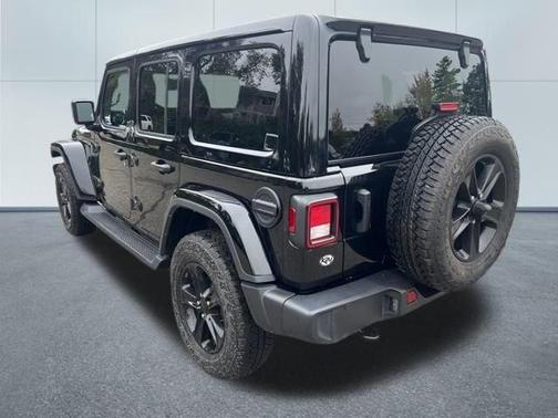 2021 Jeep Wrangler Unlimited Sahara Altitude
