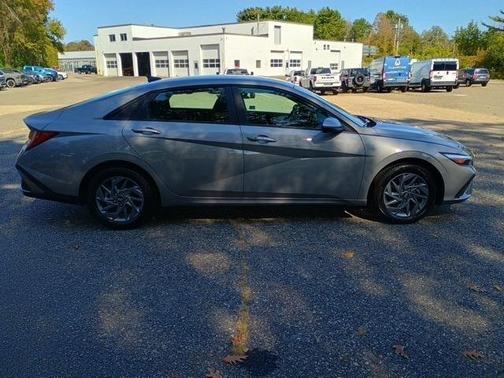 2025 Hyundai ELANTRA HEV Blue