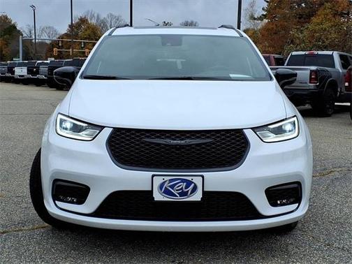 2026 Chrysler Pacifica Limited