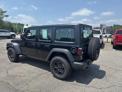 2024 Jeep Wrangler Sport