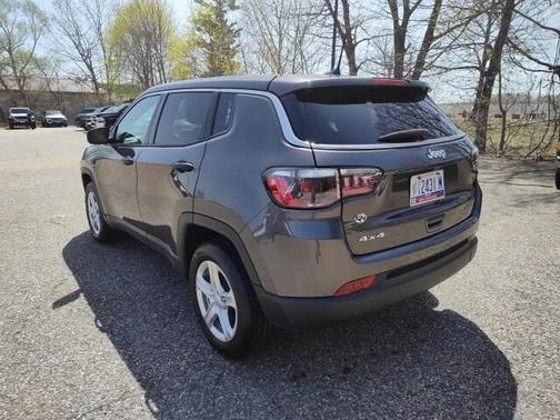 2024 Jeep Compass Sport