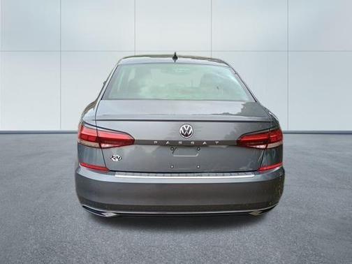 2021 Volkswagen Passat 2.0T SE