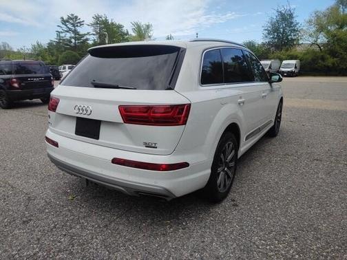 2017 Audi Q7 3.0T Premium Plus