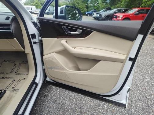 2017 Audi Q7 3.0T Premium Plus