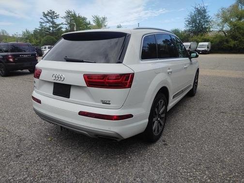 2017 Audi Q7 3.0T Premium Plus