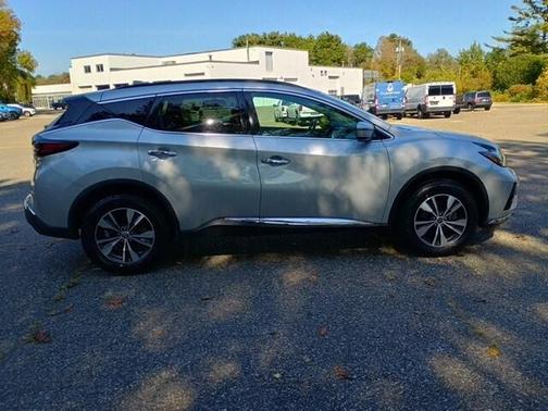 2023 Nissan Murano SV