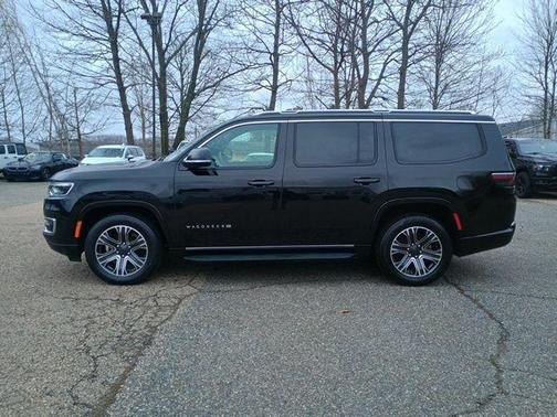 Diamond Black 2024 Jeep Wagoneer Series II