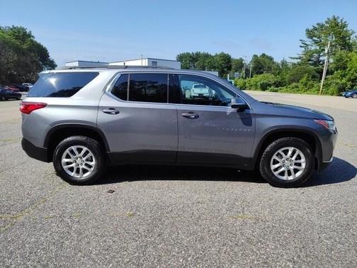 2021 Chevrolet Traverse LT Cloth