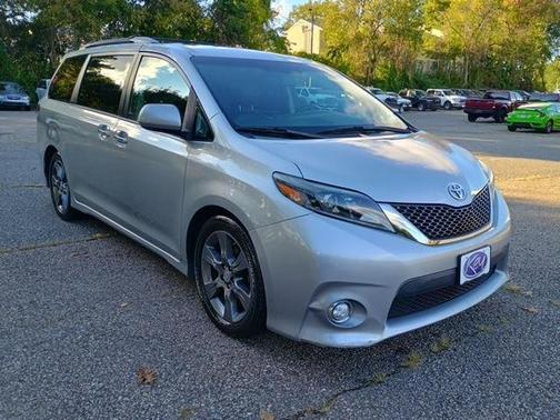 2015 Toyota Sienna SE