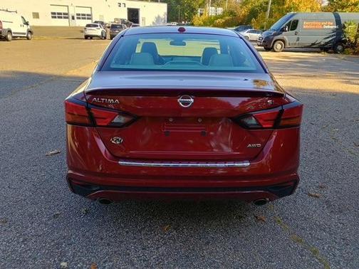 2022 Nissan Altima 2.5 SL
