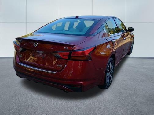 2022 Nissan Altima 2.5 SL