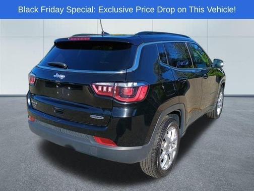 2022 Jeep Compass Latitude Lux