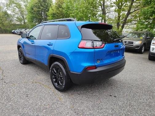 2023 Jeep Cherokee Altitude Lux