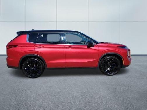 2023 Mitsubishi Outlander SEL Black Edition