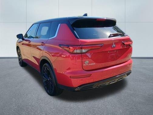 2023 Mitsubishi Outlander SEL Black Edition