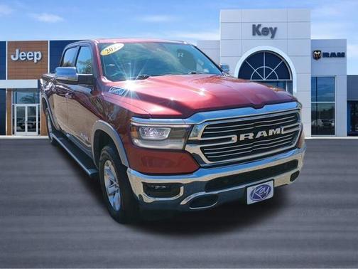 Delmonico Red Pearlcoat 2022 RAM 1500 Laramie