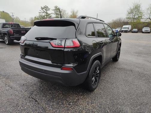 2023 Jeep Cherokee Altitude Lux