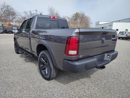 2022 RAM 1500 Classic SLT