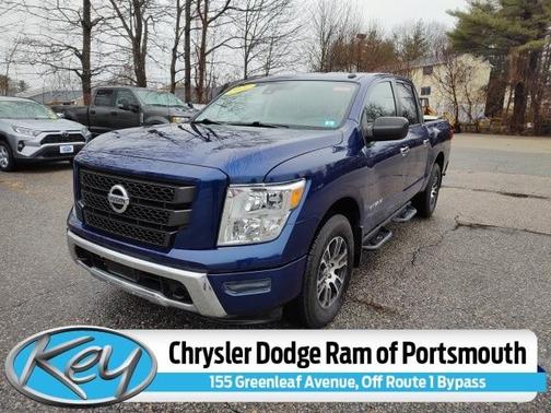 2021 Nissan Titan SV