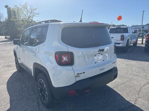 2023 Jeep Renegade Trailhawk