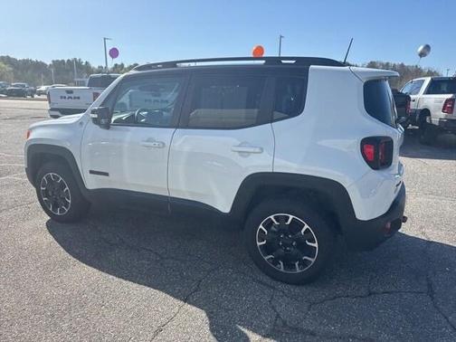 2023 Jeep Renegade Trailhawk