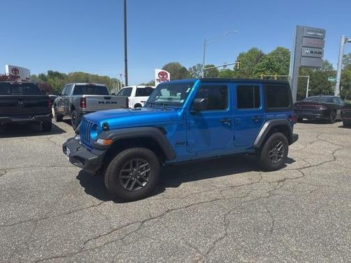 2024 Jeep Wrangler Sport