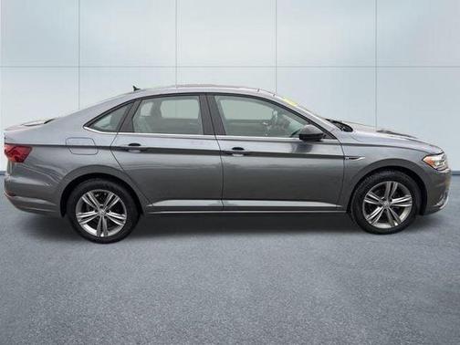 2019 Volkswagen Jetta 1.4T R-Line