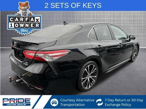 2019 Toyota Camry Hybrid SE