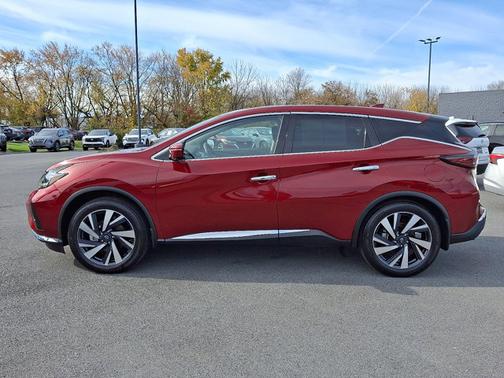 2023 Nissan Murano SL