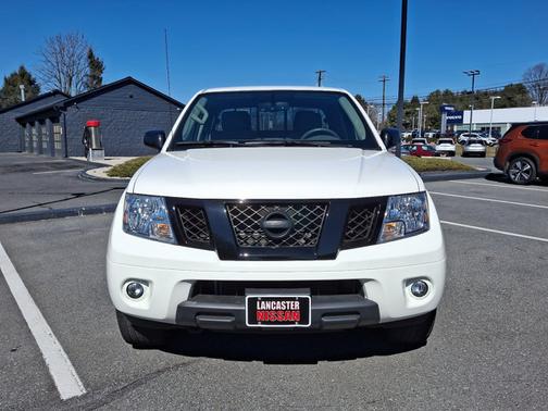 2021 Nissan Frontier SV