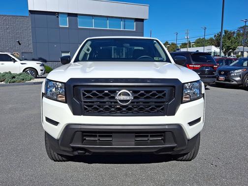 2024 Nissan Frontier S