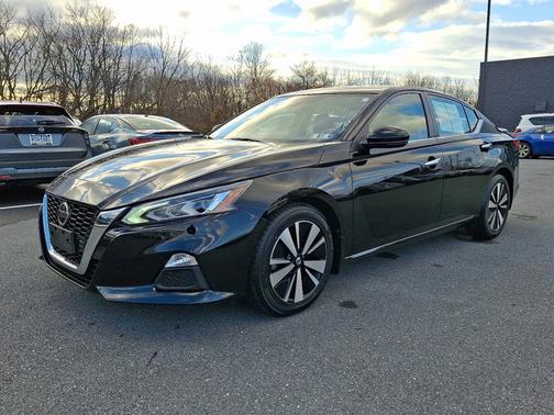 2022 Nissan Altima 2.5 SV
