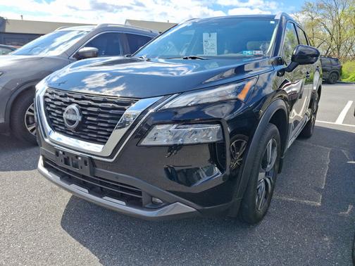 2022 Nissan Rogue SL