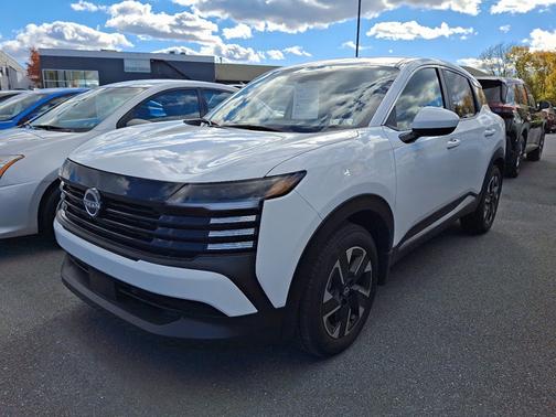 2025 Nissan Kicks SV