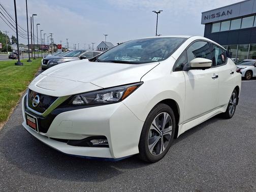 2022 Nissan Leaf SL PLUS