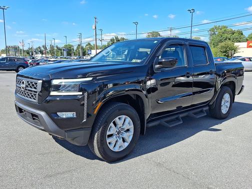 2023 Nissan Frontier SV