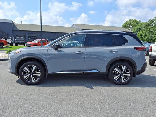 2022 Nissan Rogue Platinum